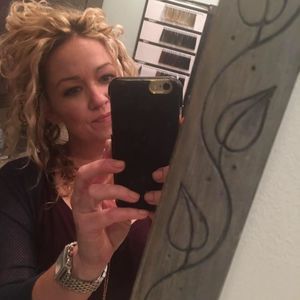 Meet your Posher, Dixie